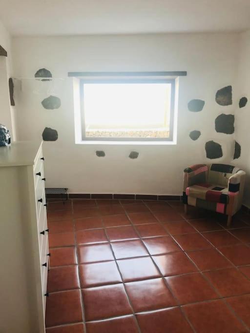Coqueto Apartamento En El Cuchillo Tinajo Exterior foto